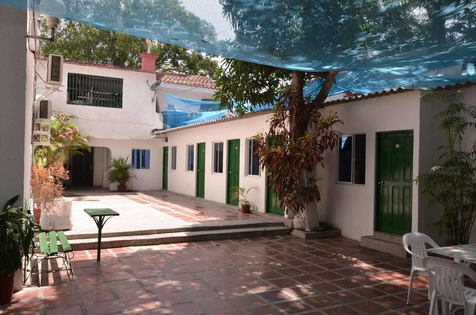 Hotel Vargas Airport Cartagena 외부 사진