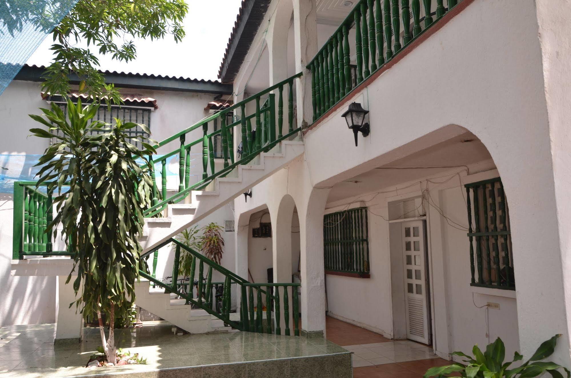 Hotel Vargas Airport Cartagena 외부 사진