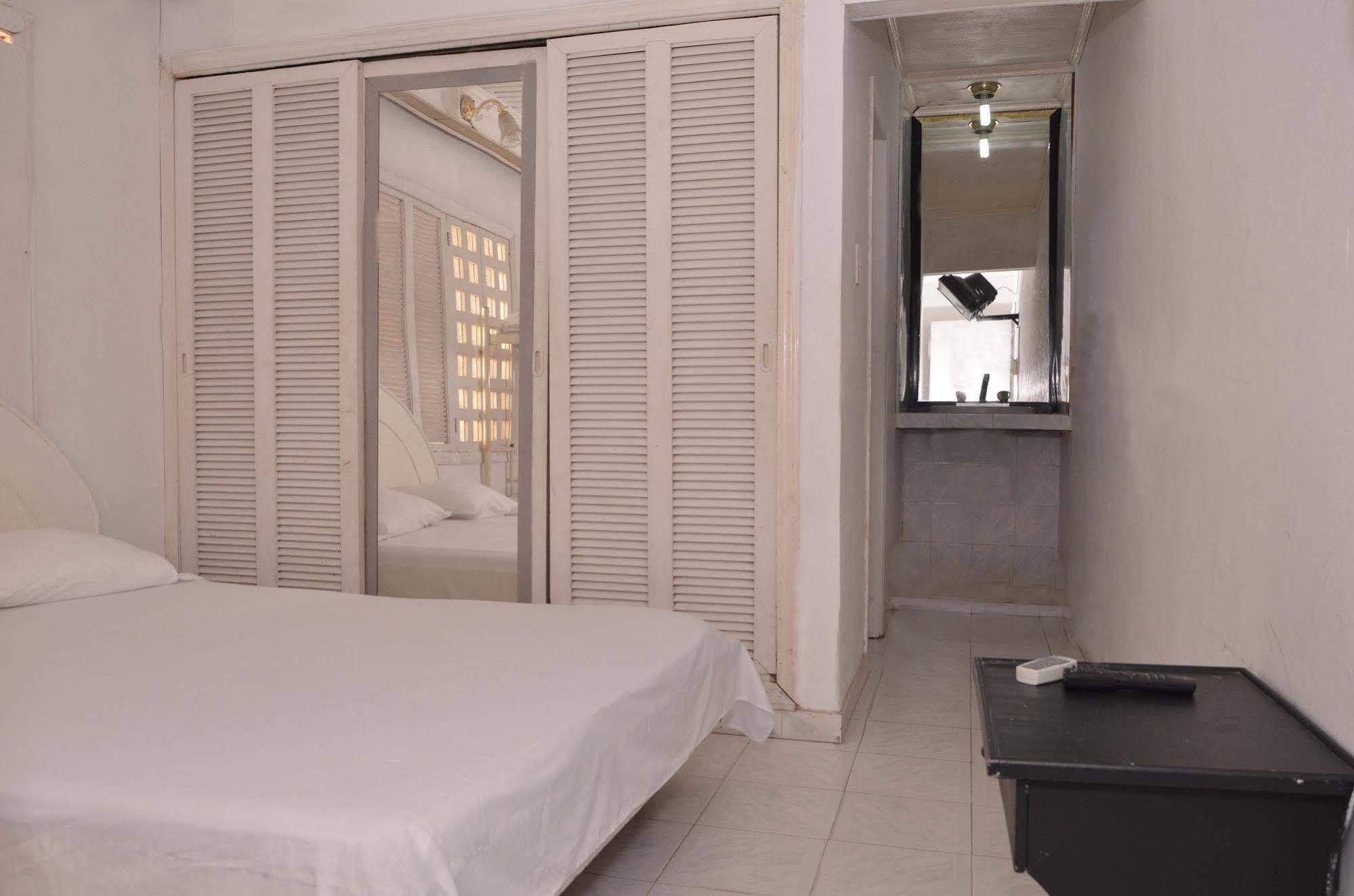 Hotel Vargas Airport Cartagena 외부 사진
