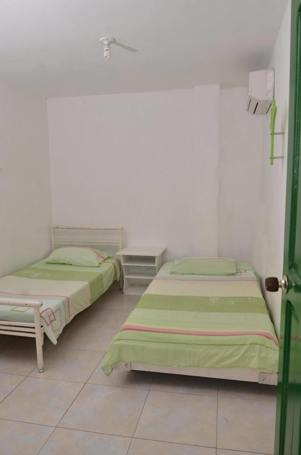 Hotel Vargas Airport Cartagena 외부 사진