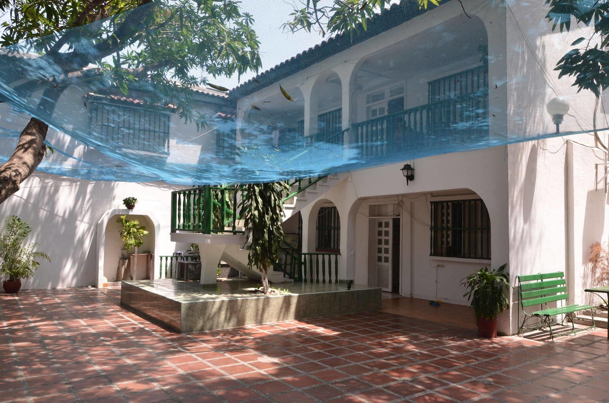 Hotel Vargas Airport Cartagena 외부 사진